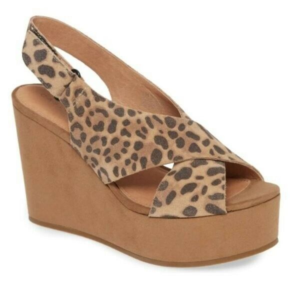 Caslon Shoes - CASLON Kenley Wedge Leopard Print Suede Platform women Sandal SZ 8
